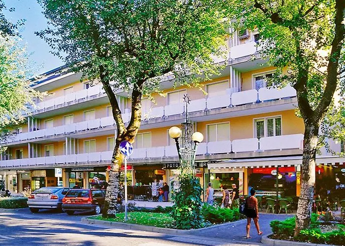 Bussola Бибионе